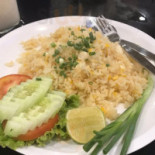 J. Daeng Comida