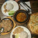 Uncle Don's (solaris) Comida