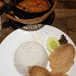 Uncle Don's (solaris) Comida