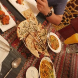 Bǎo Lái Wù Yìn Dù Cān Tīng Comida