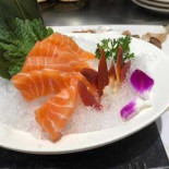 Dà Yú Tiě Bǎn Shāo Wǔ Hàn Guó Jì Guǎng Chǎng Diàn Comida
