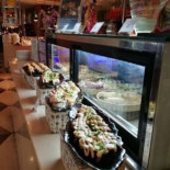 Cuì Yán Xī Cān Tīng Xǐ Lái Dēng Guì Háng Jiǔ Diàn Comida