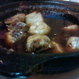 Shàng Sān Pǐn Shā Guō Yǎn Yì Guān Yīn Qiáo Diàn Comida