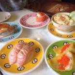 Shàng Yī Huí Zhuǎn Shòu Sī Yì Tián Jiǎ Rì Guǎng Chǎng Diàn Comida