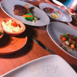 ทรี ทอปส์ Comida