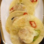 너와집 Dentro