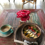 Novemberry Cafe Comida