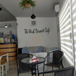 The Wish Dessert Cafe Dentro