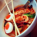 แฟคทอรี่ เฮ้าส์ Comida