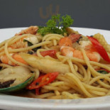 Deerio Kitchen Comida