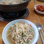 신촌손칼국수 Comida