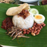 Sambalacha Cafe Bangkok By Uncle Pang Comida