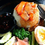 พระยาหมี่เกี๊ยว Comida
