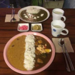 톰톰카레 Comida