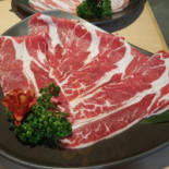 Tóng Nuǎn Xuǎn Guō Wù food