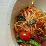 Bāng Bǐ Nuò Jī Lóng Comida