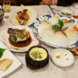 회뜨는마을 Comida