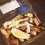 Kěn Dīng Xiǎo Shān Zhū Shí Bǎn Kǎo Ròu Comida