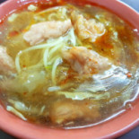 Xiǎo Bǎo Mǐ Fěn Gēng Dentro