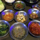 Bèn Zhū Tiào Hán Shì Shāo Ròu Zhú Běi Diàn Comida
