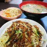 Hú Xū Liáng Miàn Comida