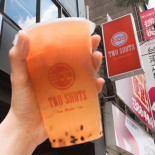 TWO SHOTS 東門店 Comida