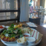 퐁당 Comida