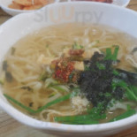 이조손칼국수 Comida