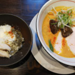 トリカヂイッパイ Comida