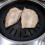 돼지만왕소금구이 Comida