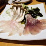 いろは Shòu Sī Comida