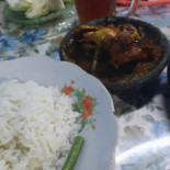 Lalapan Lampu Merah food