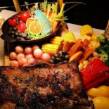 B. L. D. Guì Yáng Wàn Lì Jiǔ Diàn Comida