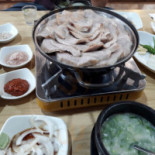 신리돼지국밥 Comida