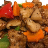 Duǒ Duǒ Kāi Sù Shí Cān Tīng Quán Lè Fāng Diàn Comida