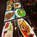 Hé Wèi Yuán Dà Jiǔ Lóu Comida