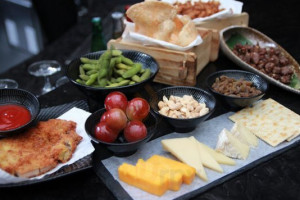 Fāng Fēi Xiù Jiǔ Láng Comida