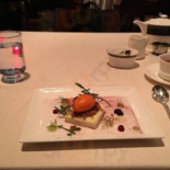 Yì Wèi Xuān Jīn Róng Jiē Lì Sī Kǎ ěr Dùn Jiǔ Diàn Comida