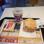 マクドナルド Jiǎ Zi Yuán Qiú Chǎng Qián Diàn Comida