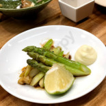 Zhú Tián はつひので Comida