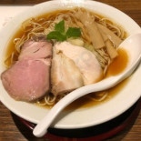 だし Láng Comida