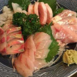 どん Bīng Wèi Comida