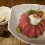 Yáng Shí Wū Zì Rán Comida
