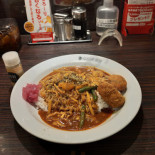 Coco Yī Fān Wū Bǎn Shén Ní Qí Yì Qián Diàn Comida