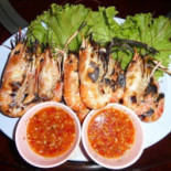 กุ้มเผาชุมแพ Comida
