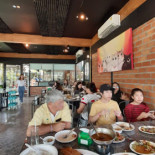ร้านอาหารบ้านท่าแพ Banthapae Comida