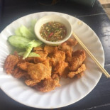 ผัดไทย คุณไกร ริมเขา food