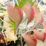 さかな Shì Chǎng Tóng Zuò Diàn Comida