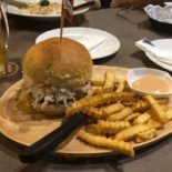รูท วัน บาร์ แอนด์ กริลล์ Comida