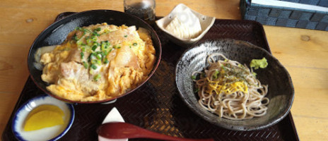 Shí Shì Chǔ Chá Wū Zhú Shàn Comida